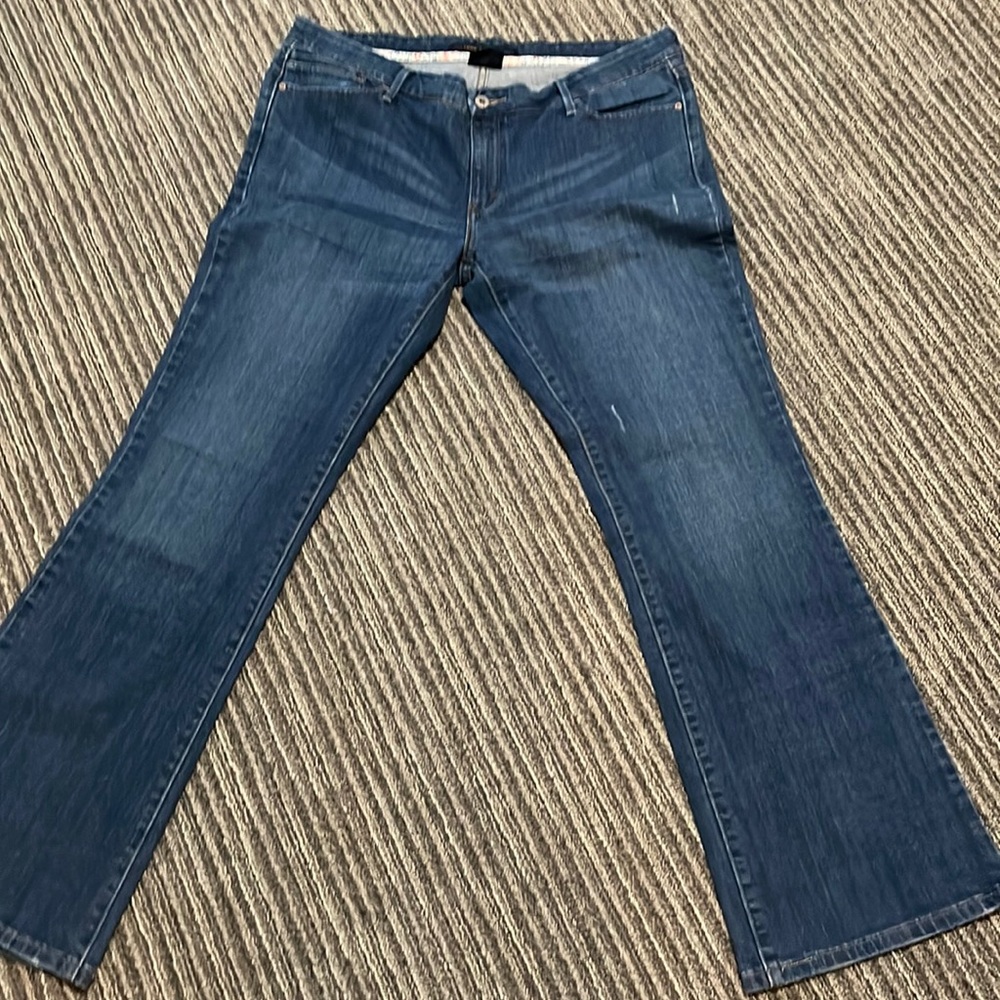 Levi's 547 Platinum Flare Jeans Size 16